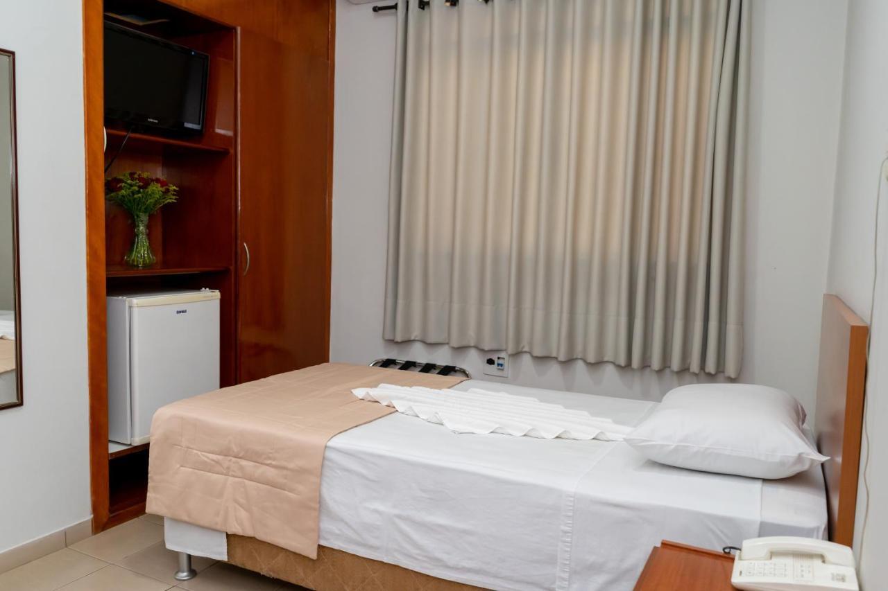 Hotel Bandeirantes 2*